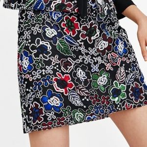 Zara Skirt | Embroidered | Lace, Floral | Red, Blue, Green | Mini | A-Line | L